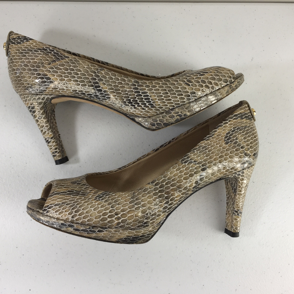 Stuart Weitzman 8 M Snake Skin Plainfield Heels - image 8